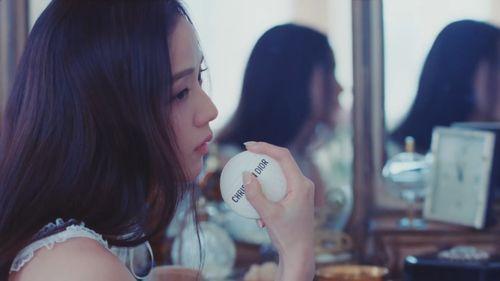 成人女性蕾丝眼罩视频大全,探索成人女性蕾丝眼罩的时尚与私密世界  第3张